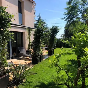  Séjour chez l'habitant Elimia Piscine Privee & Chauffee