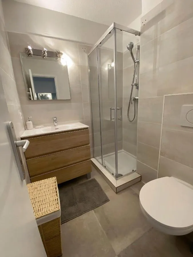 Le Maya - Studio Avec Piscine Antibes 0*,